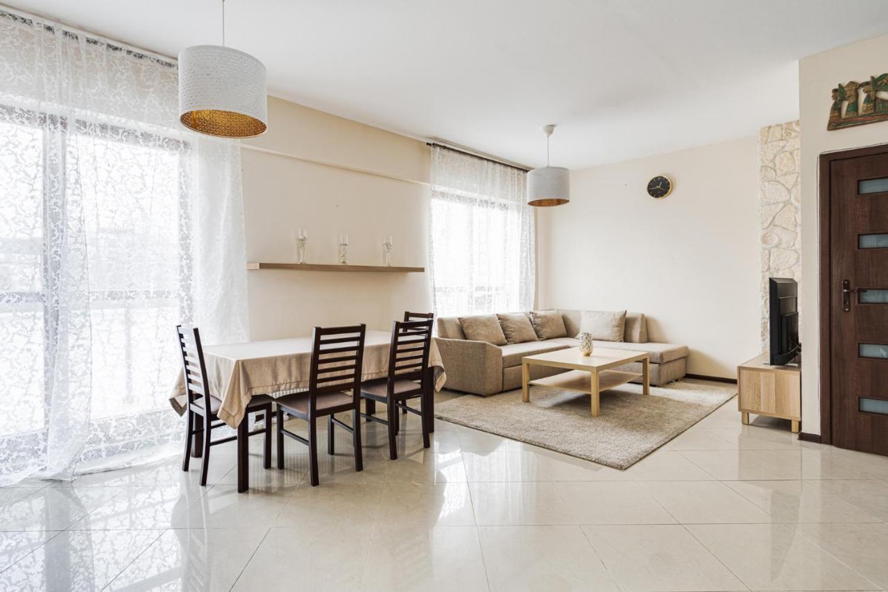 Apartament Wiktoria Wilanow Apartment Warsaw Luaran gambar